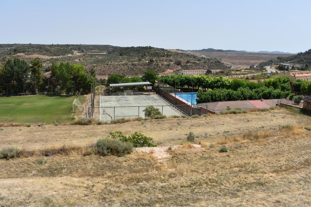 La Casa De La Raval De L'Albages Villa Екстериор снимка